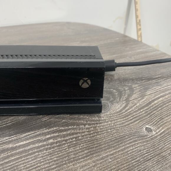 Microsoft Xbox One Kinect Camera Motion Sensor Bar Model 1520 - OEM Tested Works - Picture 3 of 7